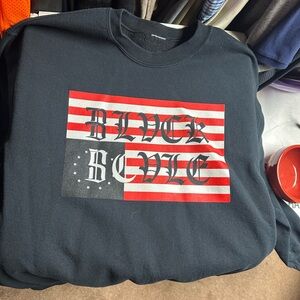 Men’s crew neck sweatshirt